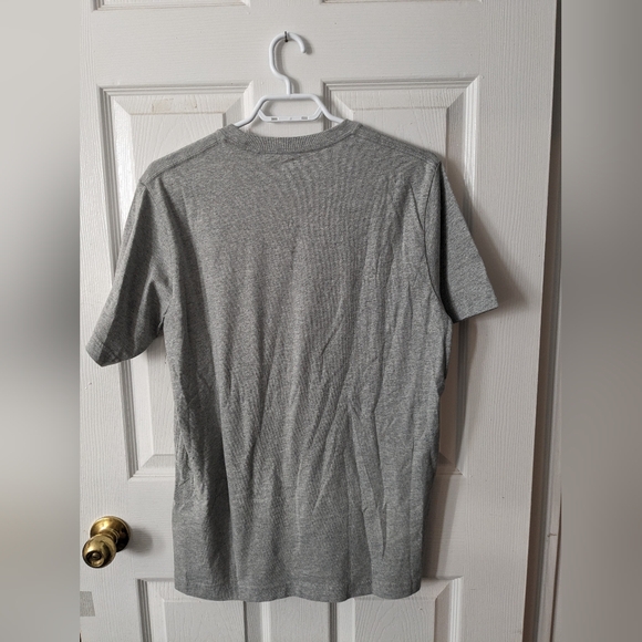 Marvel Uniqlo graphic tee - Picture 2 of 4